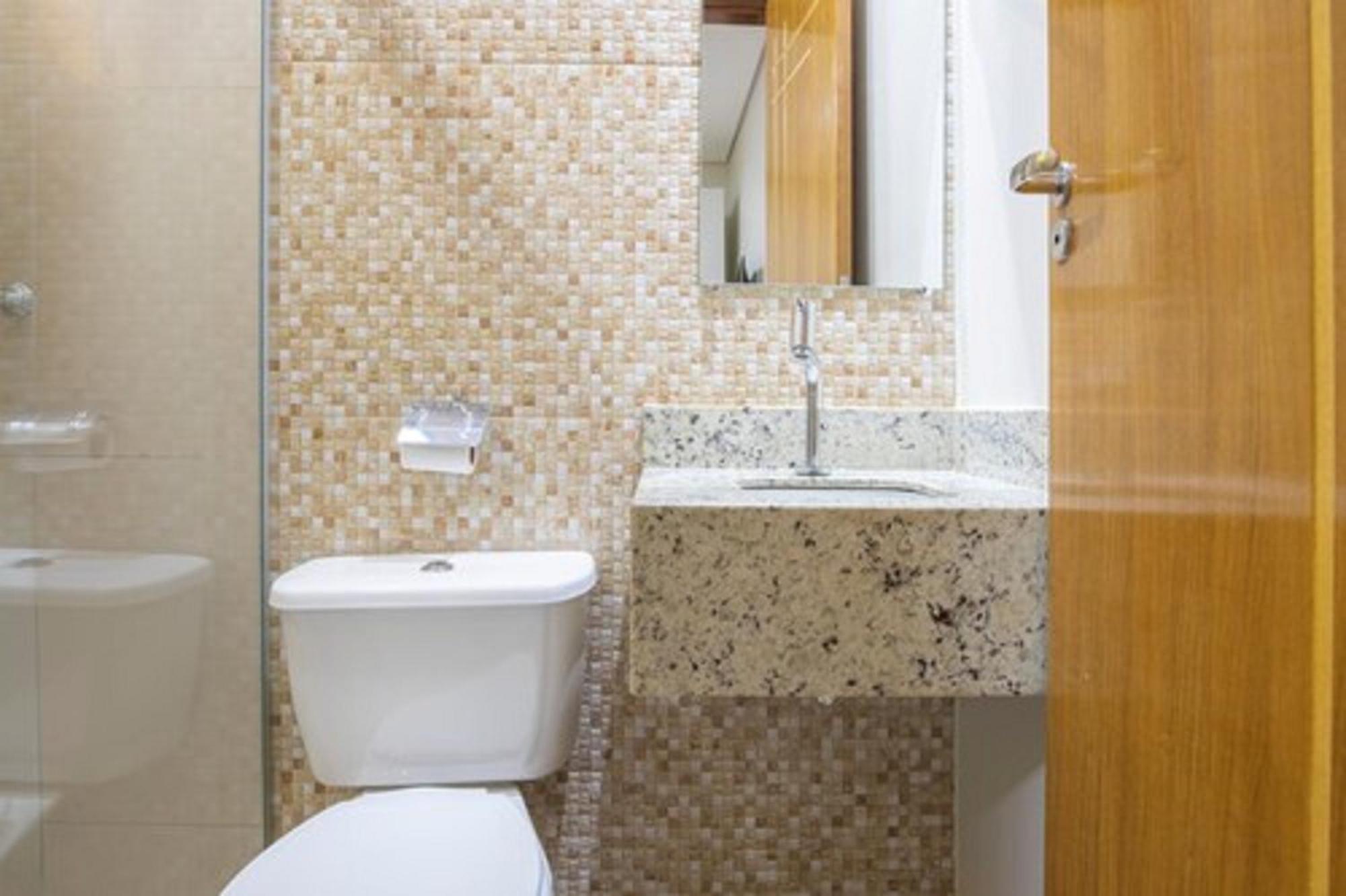 Oyo Tropical Confort Hotel, Brasilia Hotel 4*