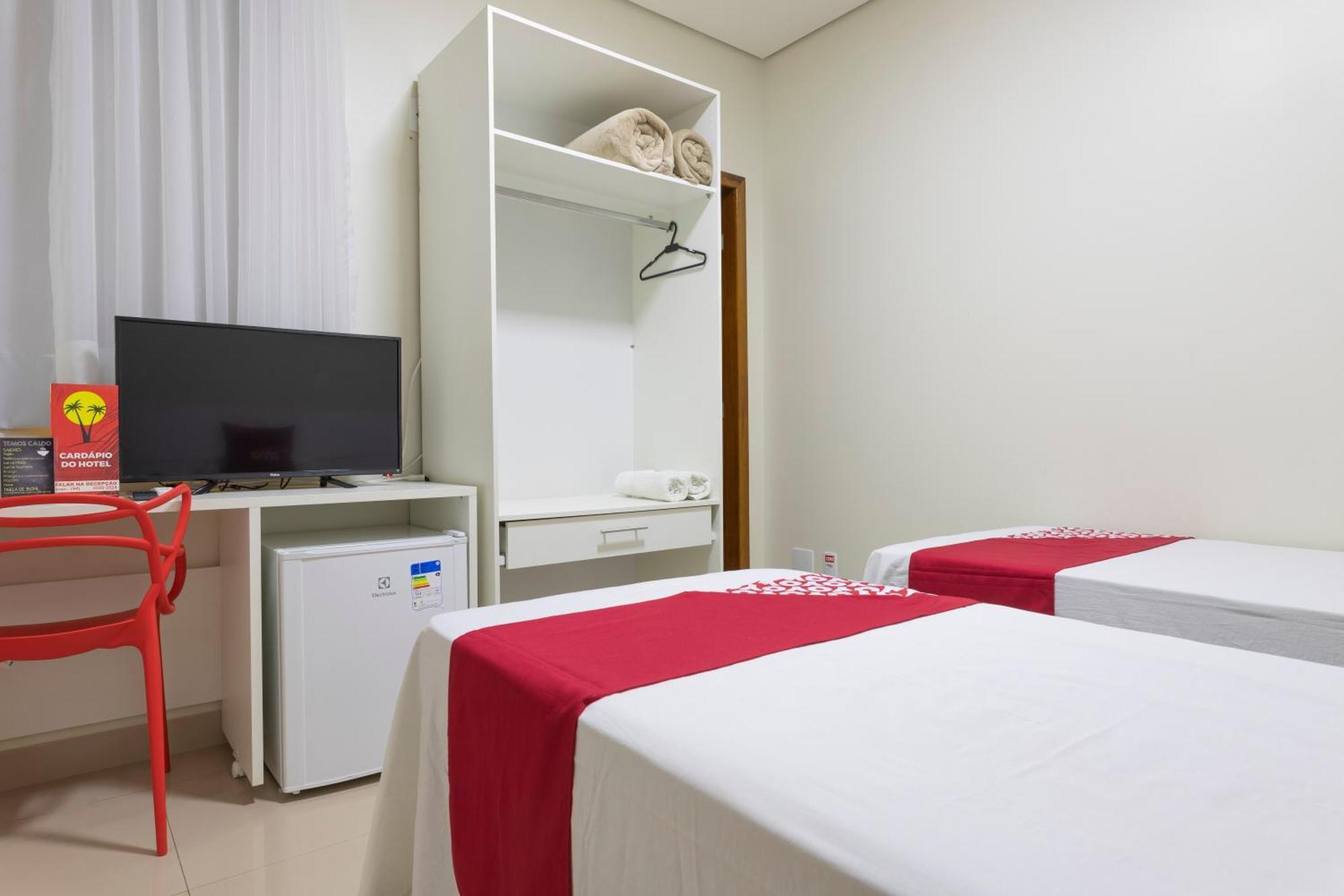 Oyo Tropical Confort Hotel, Brasilia Hotel 4*